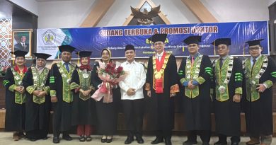 Bupati Mempawah Peroleh Gelar Doktor dengan Nilai A