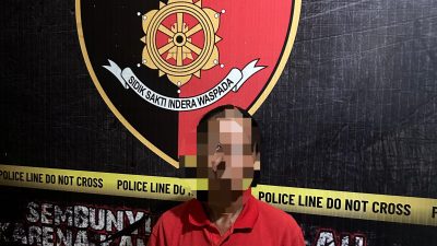 AYAH ANGKAT DIDUGA SAYAT BETIS ANAKNYA.
