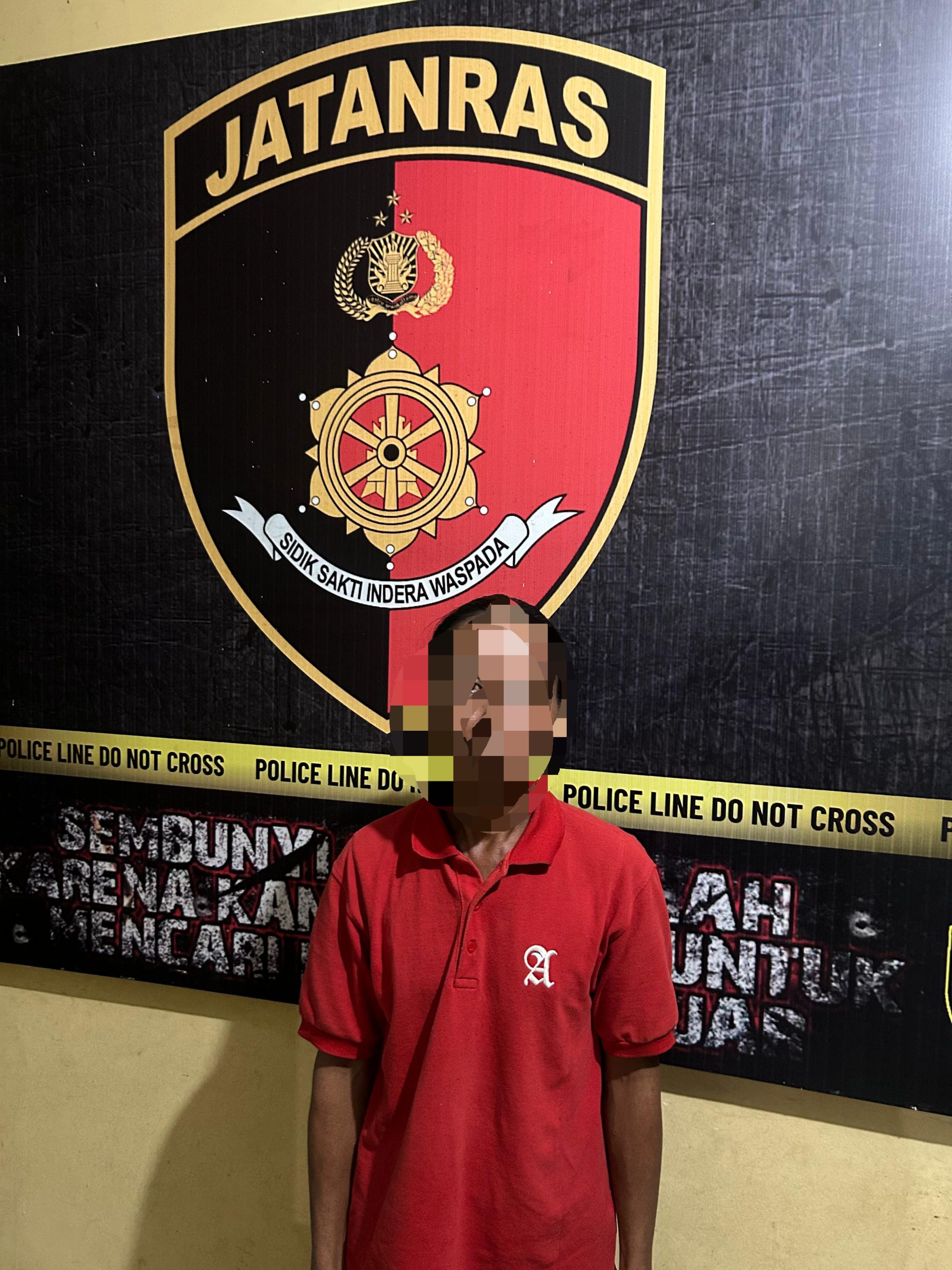 AYAH ANGKAT DIDUGA SAYAT BETIS ANAK ANGKATNNYA